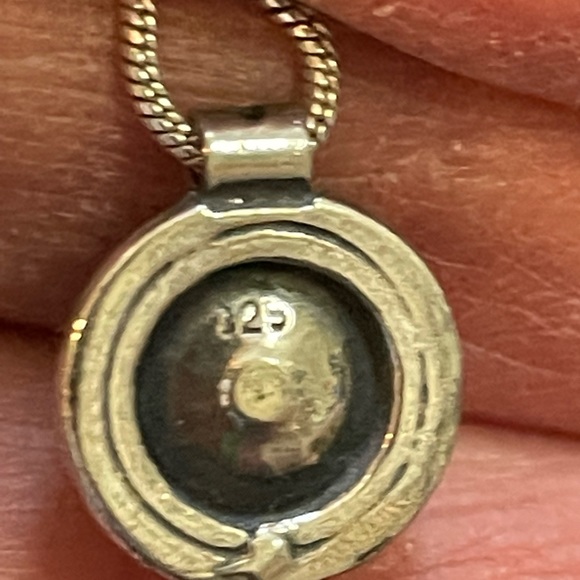 Sterling silver necklace with pearl and a small lapis stone - Picture 6 of 7